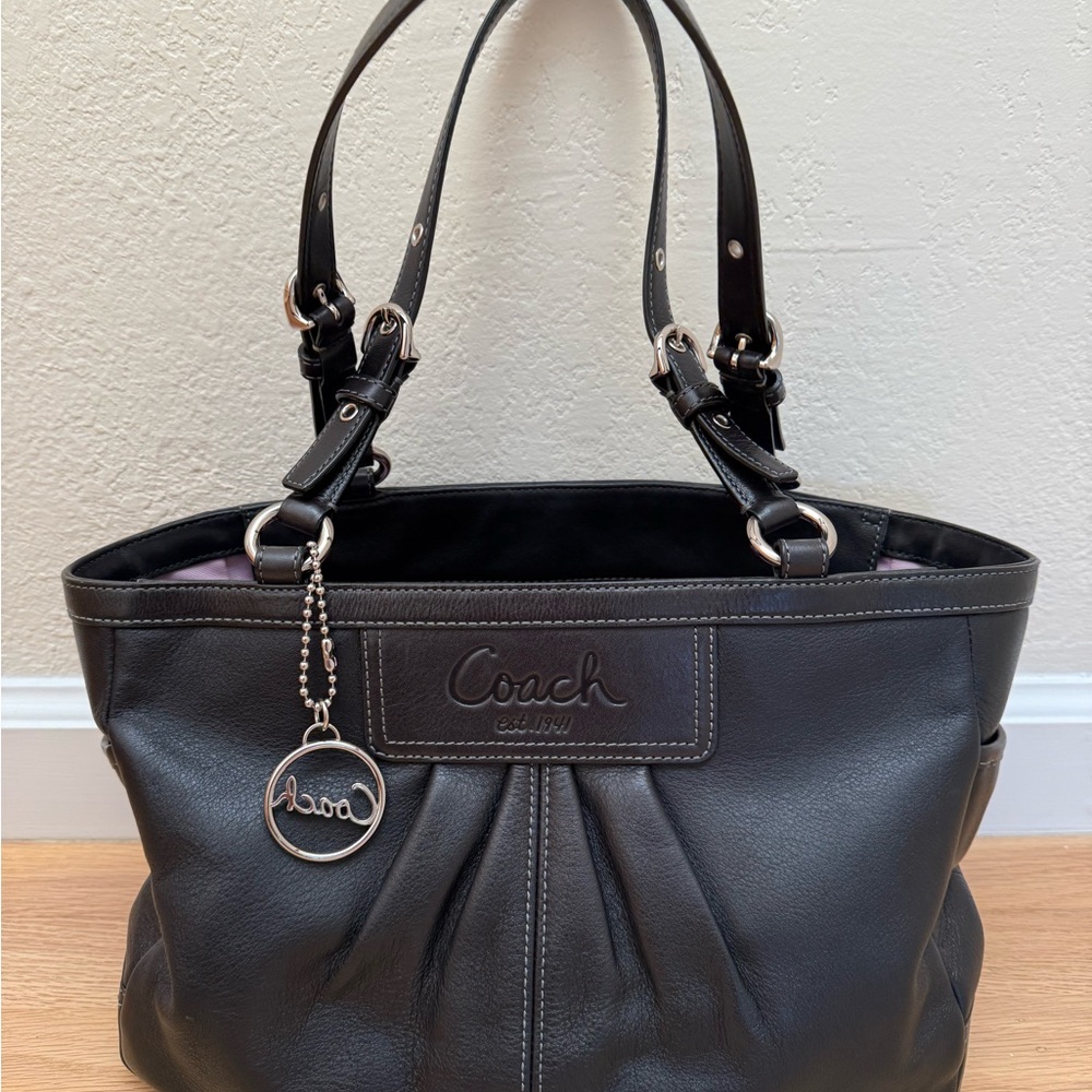 Coach shoulder bag
